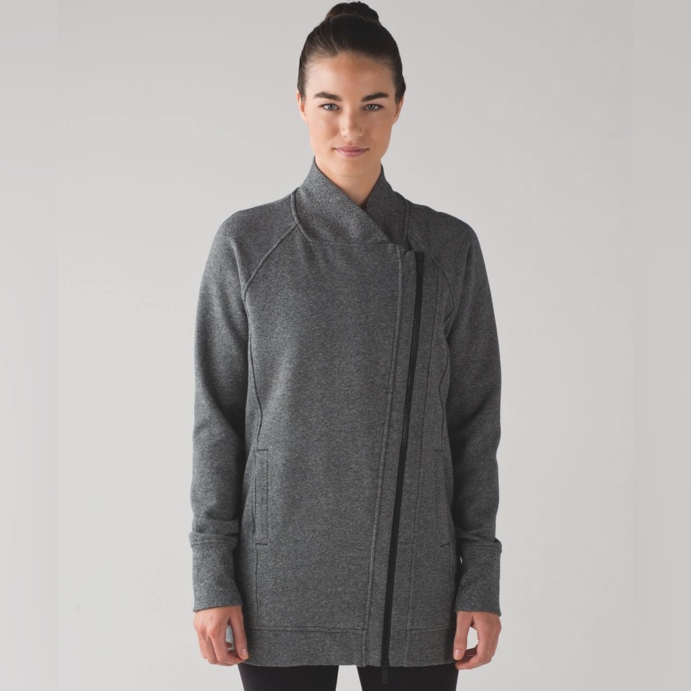 Lululemon Back To It Wrap size 8